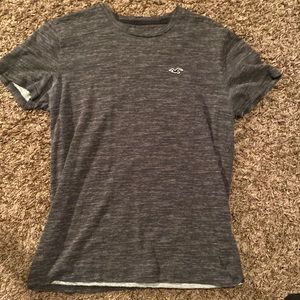 Men’s small, Hollister tee